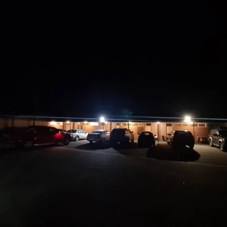 Cottonwood Motor Inn