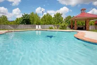 Holiday Inn Express & Suites Kerrville Hotels in Kerrville