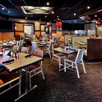 Holiday Inn & Suites CHICAGO NORTHWEST - ELGIN by IHG