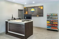 Days Inn & Suites by Wyndham Horn Lake/Memphis Graceland Hotels in Horn Lake