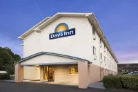 Days Inn by Wyndham Greenwood SC Hotels in Гринвуд