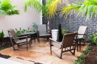 Courtyard Houston I-10 West/Park Row Hotels near Cullen Park