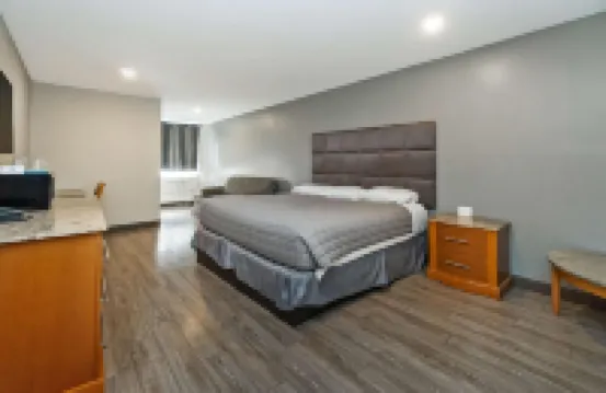 Days Inn by Wyndham Moosic