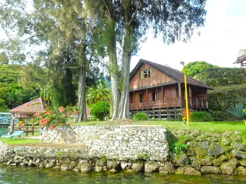 Tuk Tuk Timbul Bungalows - Pensions