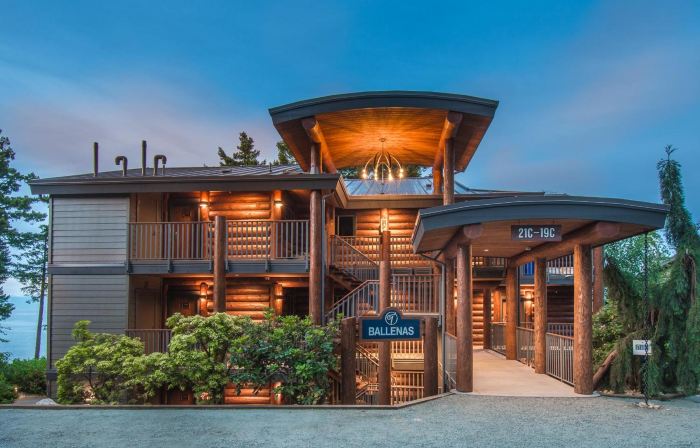 Tigh-Na-Mara Seaside Spa Resort