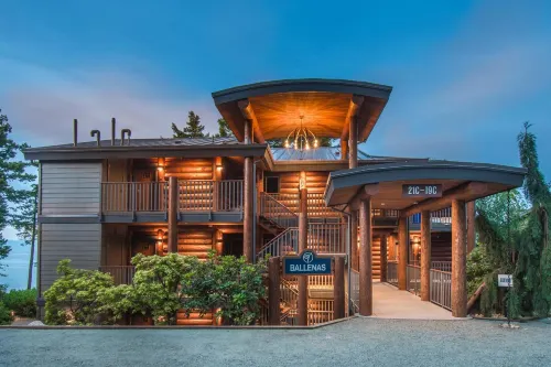 Tigh-Na-Mara Seaside Spa Resort