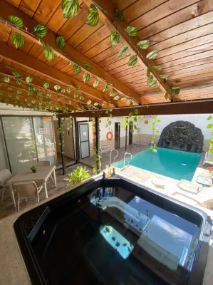 HOTEL COLORES BOUTIQUE Hotels near AKT SANCRISTOBAL