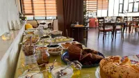 Tell Madaba - breakfast