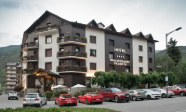 Hotel Restaurant Pessets & Spa