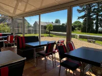 Hotel les Montois Hotels in Saint-Laurent-de-Terregatte
