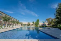 Days Inn by Wyndham Zarate - parking