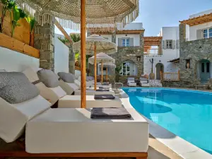 Zefi Hotel & Suites