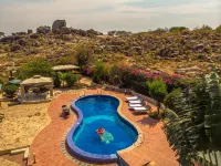 The Lahe Hotels - Pools