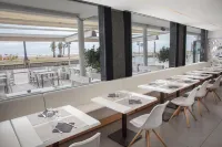 Hotel Brisamar Suites - breakfast