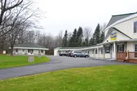 Scottish Inns Potsdam Các khách sạn ở Canton