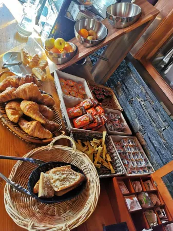 Le Catalan - Hôtel et Appartements Отели в г. Пиренеи 2000