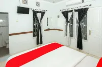 Zazadior Residence Syariah Near Pantai Padang Mitra RedDoorz Hotel a West Air Tawar