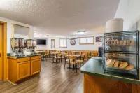Econo Lodge Miles City I-94 - breakfast