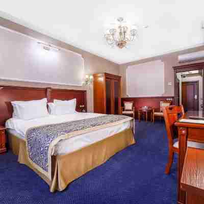 Dinastiya Hotel Rooms