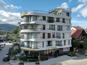 Tropical Paradise Sapa Hotel & Tour