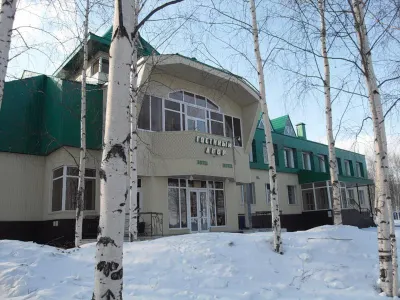 Gostinyi Dvor Hotels near Krayevedcheskiy Muzey, Regional'nyy Istoriko-Kul'turnyy I Ekologicheskiy Tsentr