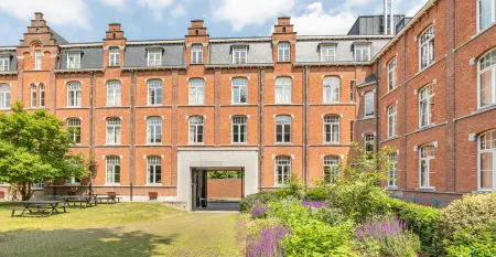 Getaway Studios Gent Отели рядом с достопримечательностью «Мост Святого Михаила»