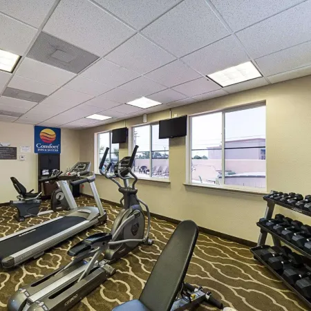 Comfort Inn & Suites Lakeside
