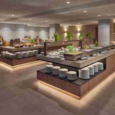 DoubleTree by Hilton Hannover Schweizerhof Dining/Meeting Rooms