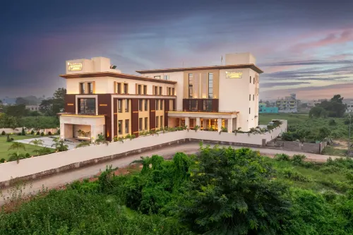 Krishna's Courtyard - Hotel & Convention Hotels in Cuttack