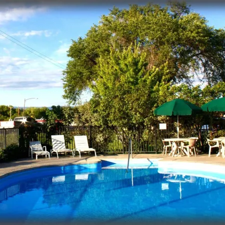 Econo Lodge Inn & Suites Montrose - Black Canyon Area
