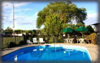 Econo Lodge Inn & Suites Montrose - Black Canyon Area