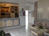 King Thiras Hotel - 2-Star