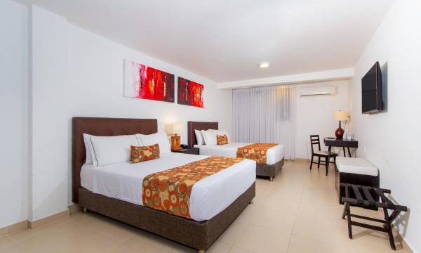 Hotel Playa Club