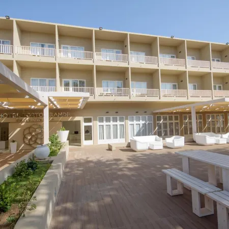 Oasis Porto Grande