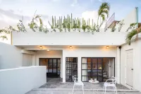 Casa Lumos - Minimalist Comfort Suites in Centro Historico - Gasthöfe