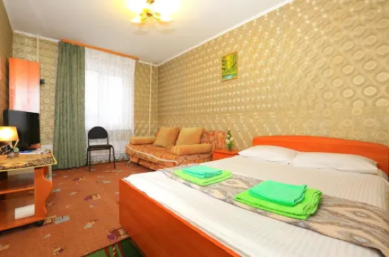 Avrora Hotel