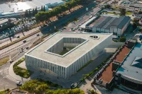 Moxy Alfragide Lisboa Hotels in Alfragide