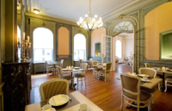 漢斯勞特查姆酒店