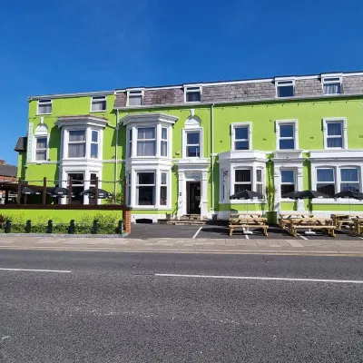 The Beechfield Hotel Hôtels à proximité de : Zoo de Blackpool