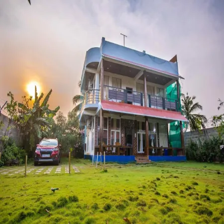 Waves Beach House