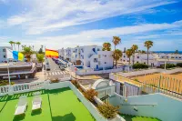 Apartamentos Corona Mar