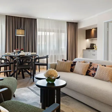 HOTEL BRISTOL BERLIN by IHG