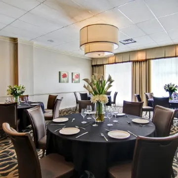The Park Hotel London Отели рядом с достопримечательностью «Стадион «Ти-Ди Стэдиум»»