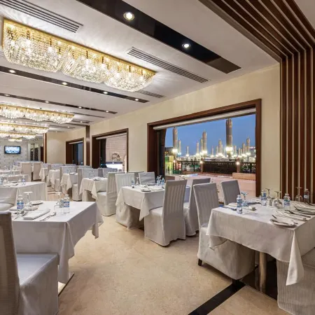 Golden Tulip Al-Zahabi