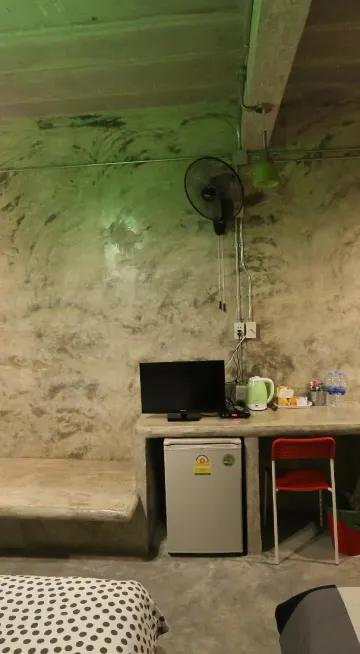 ห้องมาตรฐานพร้อมเครื่องปรับอากาศ