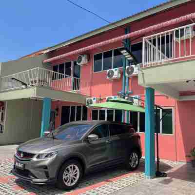 Hippo House Taiping Hotel Exterior