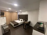 City Fox Hotel