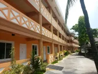 레이멘 비치 리조트 기마라스 호텔