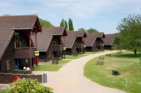 YHA London Lee Valley Отели в г. Гоффс Ок