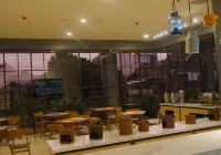 麥克斯萬飯店-波約拉利洛基克里當戈 - 早餐